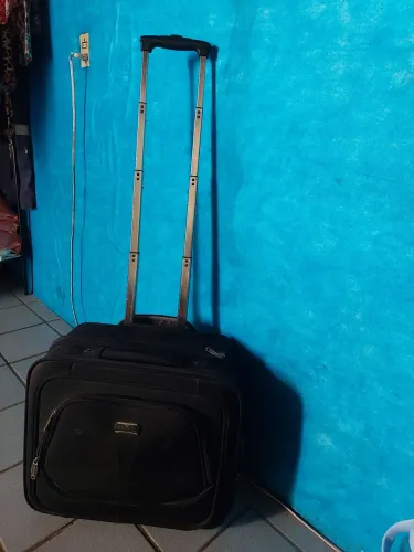 Mala media de viagem