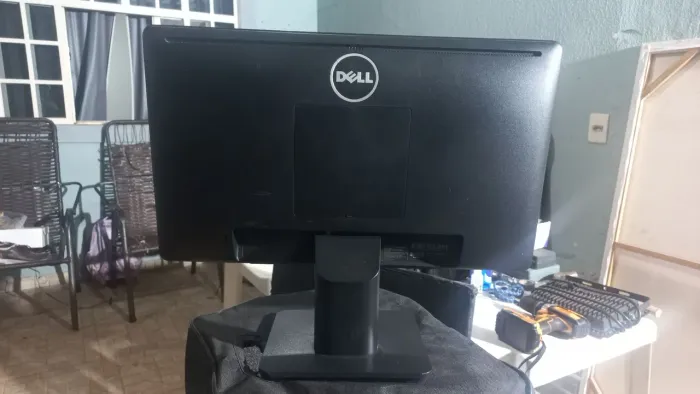Monitor Dell E1914Hc 18,5 polegadas