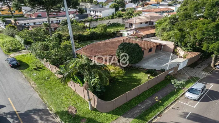 EXCELENTE TERRENO ZR-3 DE ESQUINA PRÓXIMO AO PARQUE BARIGUI! Excelente Terreno Zr-3 de Esq
