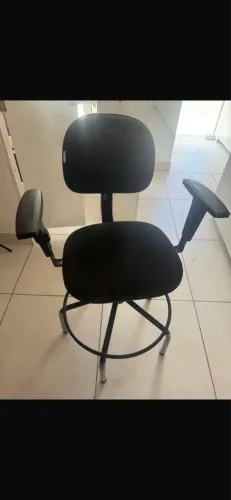 Cadeira giratória balcão