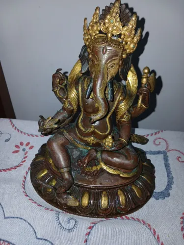 Estatueta de cobre de ganesha antiga 