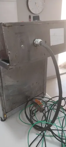 Fritadeira profissional elétrica e balança digital eletrica