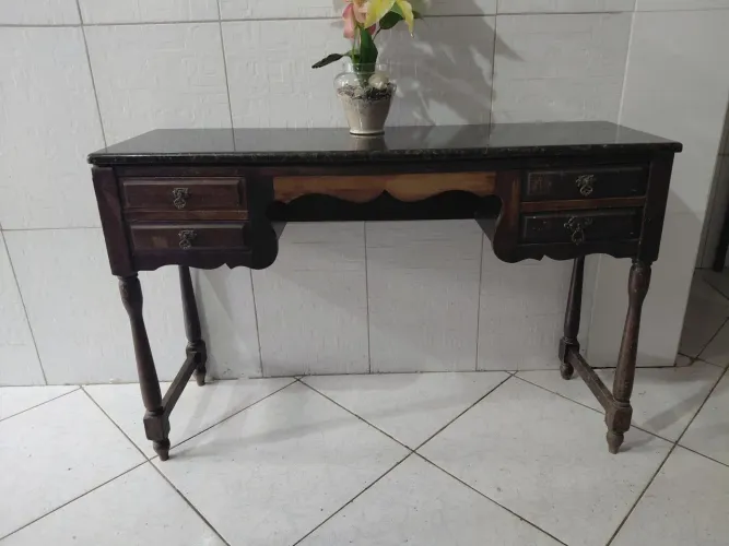 Venda de móvel antigo
