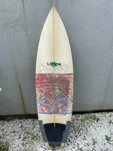 PRANCHA DE SURFE LEMON - ESTILO ÚNICO