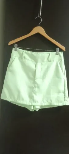 Short saia G, verde alfaiataria