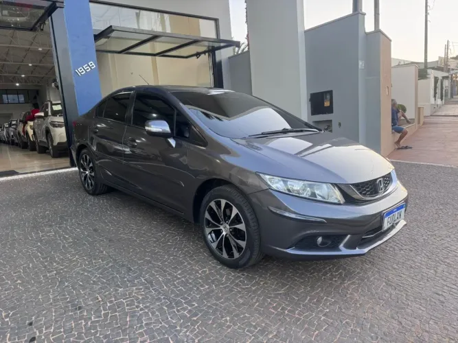 Honda Civic Sedan LXR 2.0 Flexone 16V Aut. 4P 2015