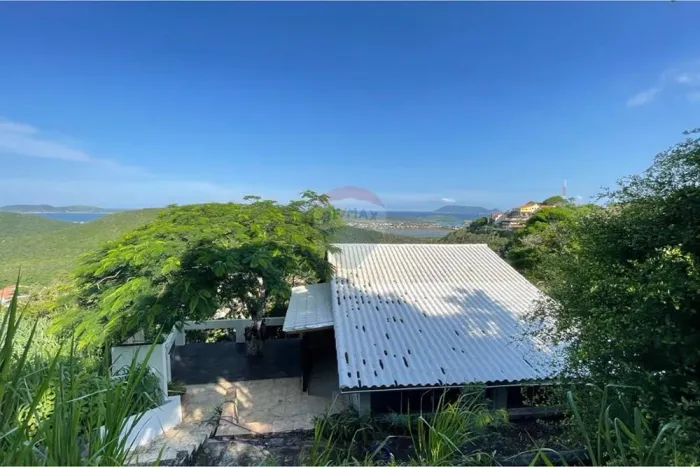 Casa na Ogiva: Condomínio Bosque do Peró . Super arborizado, conforto e segurança em Cabo 