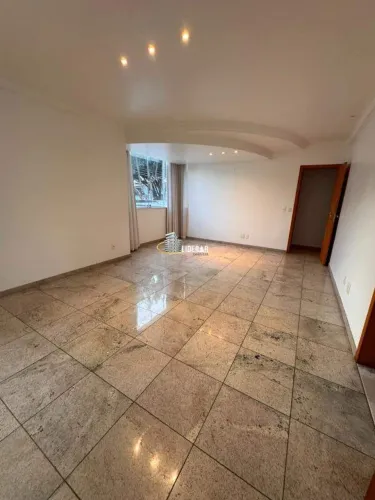 Maravilhoso apartamento 3 quartos, suíte, 2 vagas!