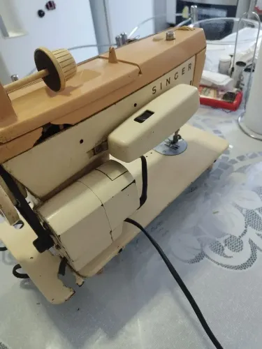 Máquina de Costura Singer Flexponto 