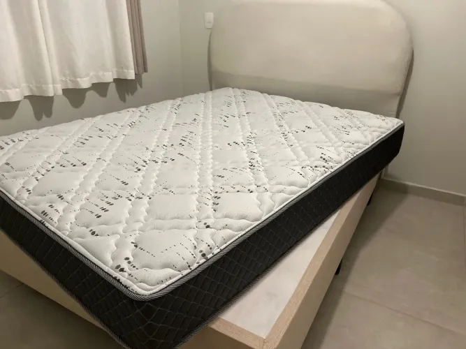 Cama casal colchão e guarda