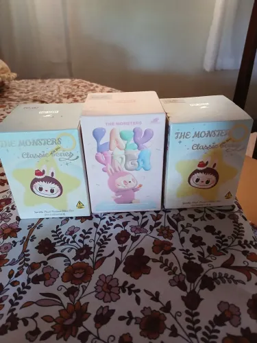 Brinquedos  importados  surpresa  150 reais cada as 3  por  400 