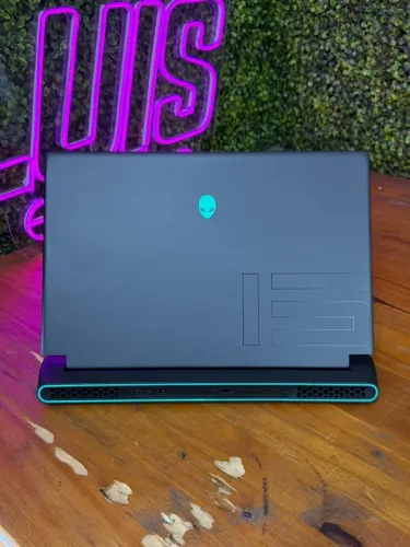 M15 R7 i7 12700 - 3070Ti - 240Hz