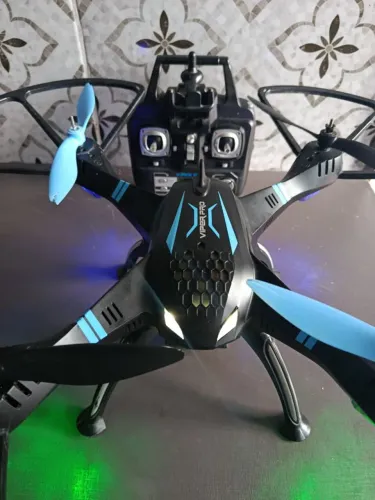 Drone Viper pro, com câmera integrada HD wi-fi...