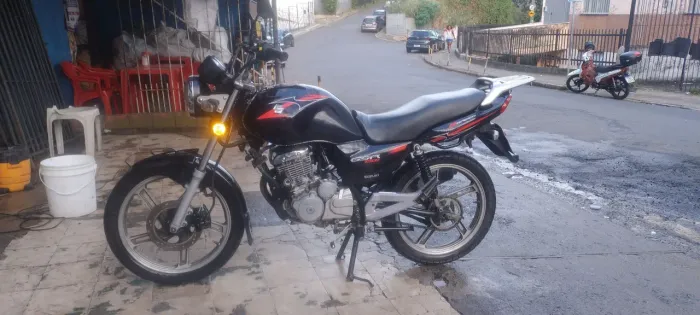 Suzuki GSR 150i