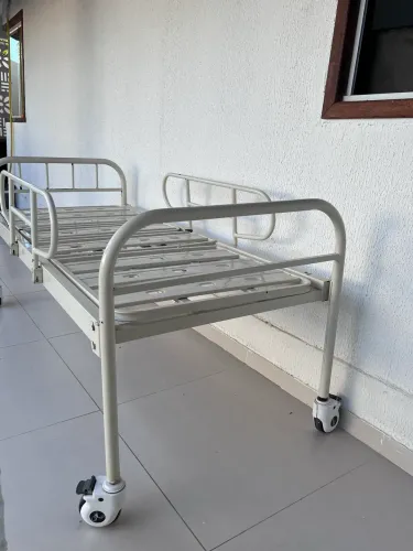 Cama hospitalar