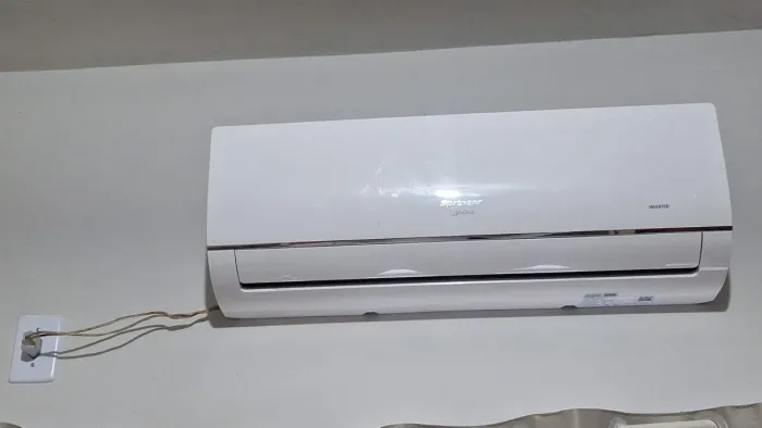 Ar-Condicionado Springer Midea Inverter - Ótimo Estado - Pronto para Instalar