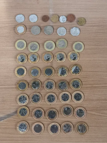 Moedas antigas, especias e comemorativas 