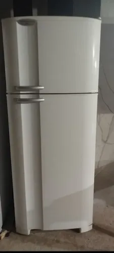 Geladeira/freezer em ótimo estado