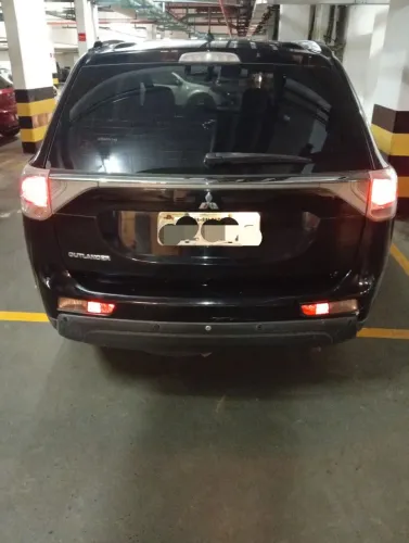 Mitsubishi Outlander 2.0 16V 160cv Aut. 2014
