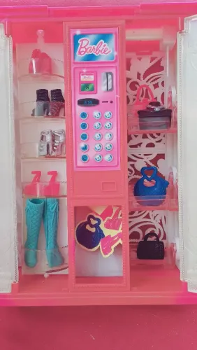 Plauset Barbie 