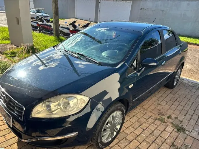 Fiat Linea Essence 1.8 Flex 16V 4P 2016
