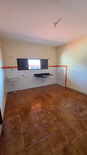 Alugo Apartamento - Kitnet - 30 m² - Bairro Vila União - Rua: Almirante Rufino 772
