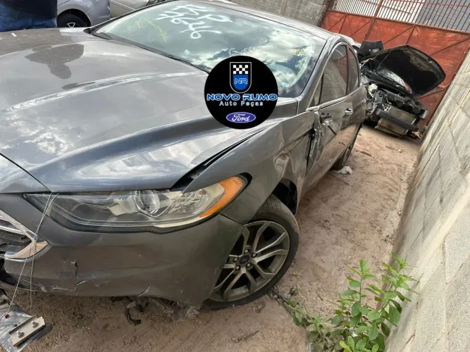 Sucata Ford Fusion 2.0 2018 ( para retirada de peças)