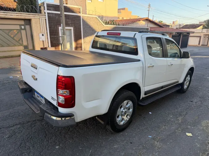 Chevrolet S10 Pick-up LTZ 2.4 F.power 4X2 CD 2013