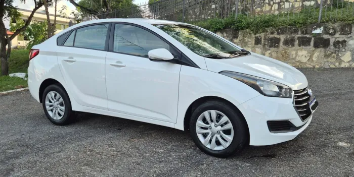 Hyundai HB20S C.style/c.plus1.6 Flex 16V Aut. 4P 2017