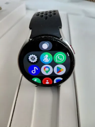 Galaxy watch 6 44mm WiFi Bluetooth
