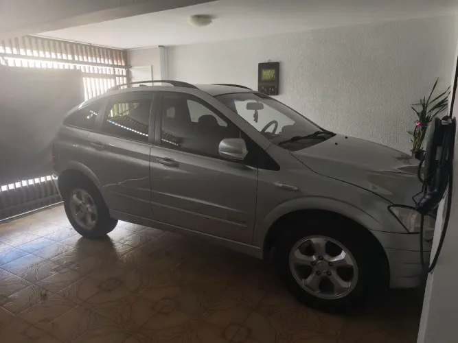 Ssangyoung 2011 único dono 4x42.0 turbo diesel 