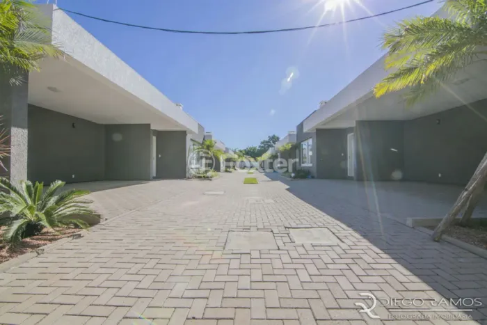 Casa em Condomínio à venda Rua Jacundá, Guarujá - Porto Alegre