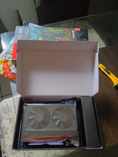 Placa de vídeo Rx 550 4GB Pcyes Nova,( com Nota fiscal e Garantia de Fabrica! )