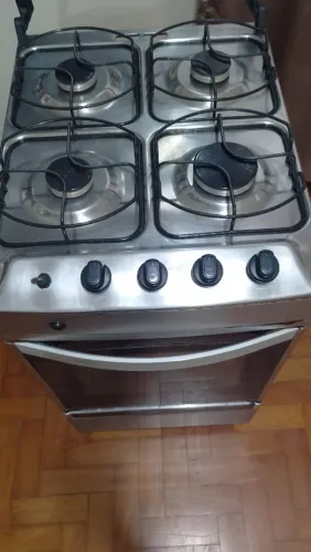Fogão 4 bocas marca Brastemp