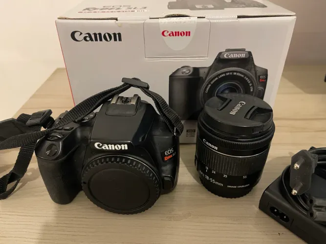 Cânon Sl3 + Lente do Kit e acessórios originais da caixa
