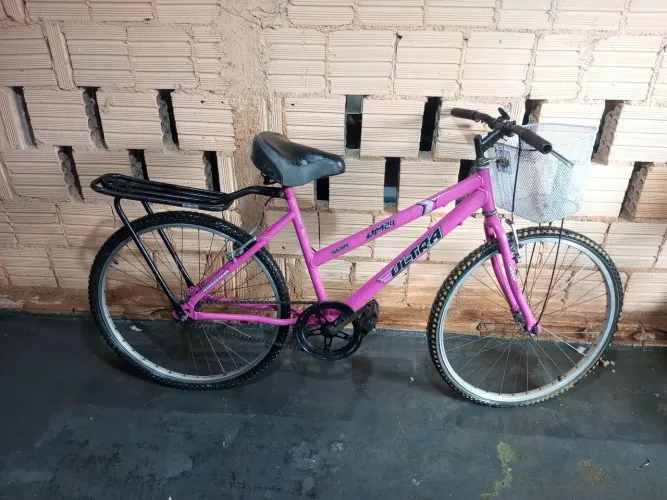 Vendo bicicleta feminina aro 26