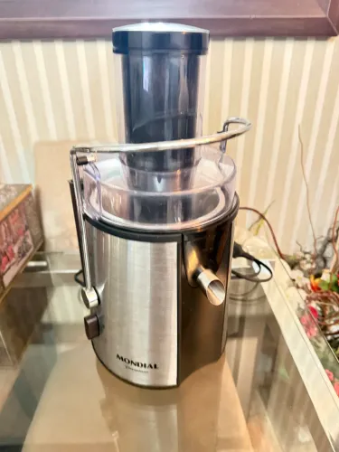 Centrifuga de Suco e alimentos da Mondial