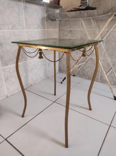 Mesa de canto decorativa 