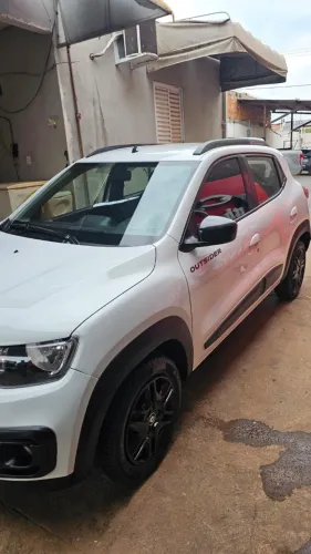 Renault Kwid Outsider 1.0 Flex 12V 5P Mec. 2020