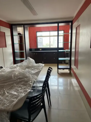 RC-ALUGA OU VENDE-SE APT NO ED. CRISTO REI MOBILIADO