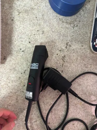 Maquina de tosa Andis AGC2 bivolt