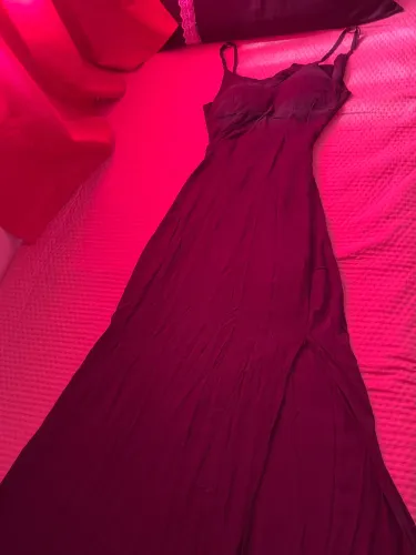 vendo vestido preto longo