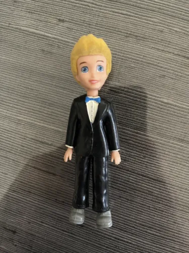 Boneco Polly baile de formatura