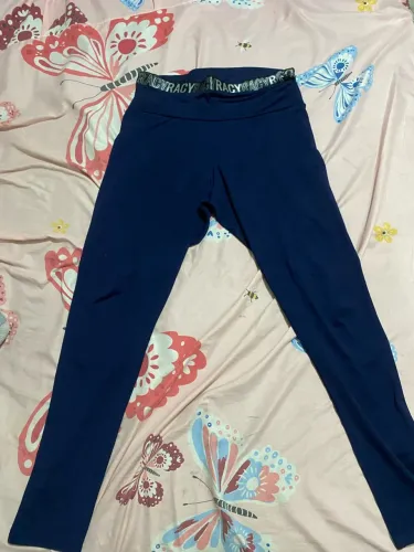 2 Calças legging GG