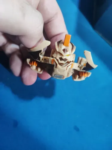 Bakugan Starkflier