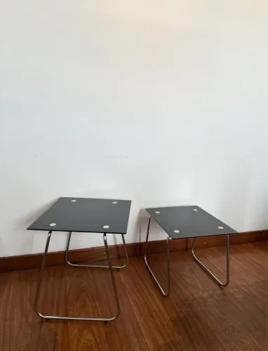 Mesa ninho de centro/lateral em vidro e base cromada dc80?s.