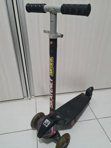 Patinete infantil 3 rodas bandeirantes