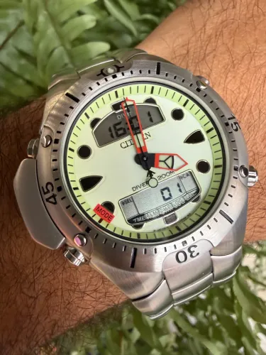 Relógio Citizen Aqualand JP1060 Natulite 