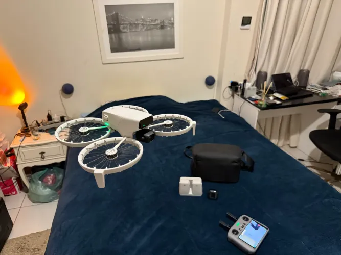 Drone DJI Flip kit Flymore com tela