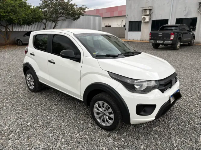 Fiat Mobi Like 1.0 Fire Flex 5P. 2022